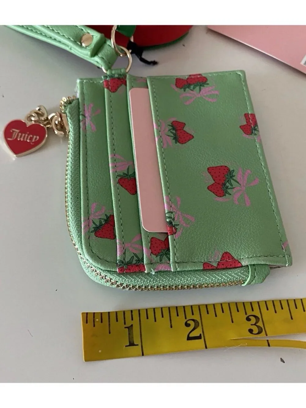 Juicy Couture‎ Sweet Strawberry Zip Card Case Wristlet Retro Green W/Coin Purse